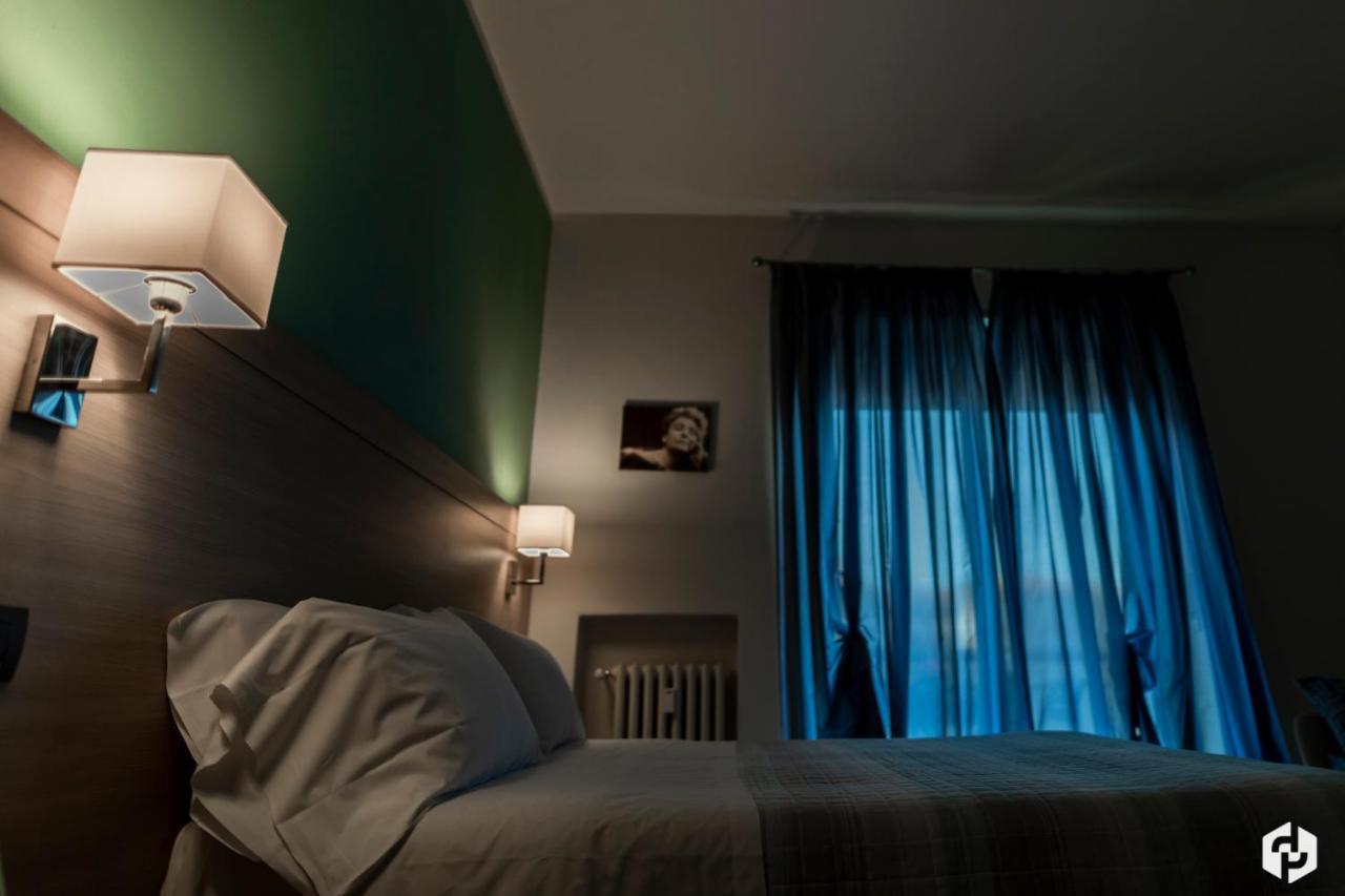 Daydreaming House Hotel เวโรนา ภายนอก รูปภาพ
