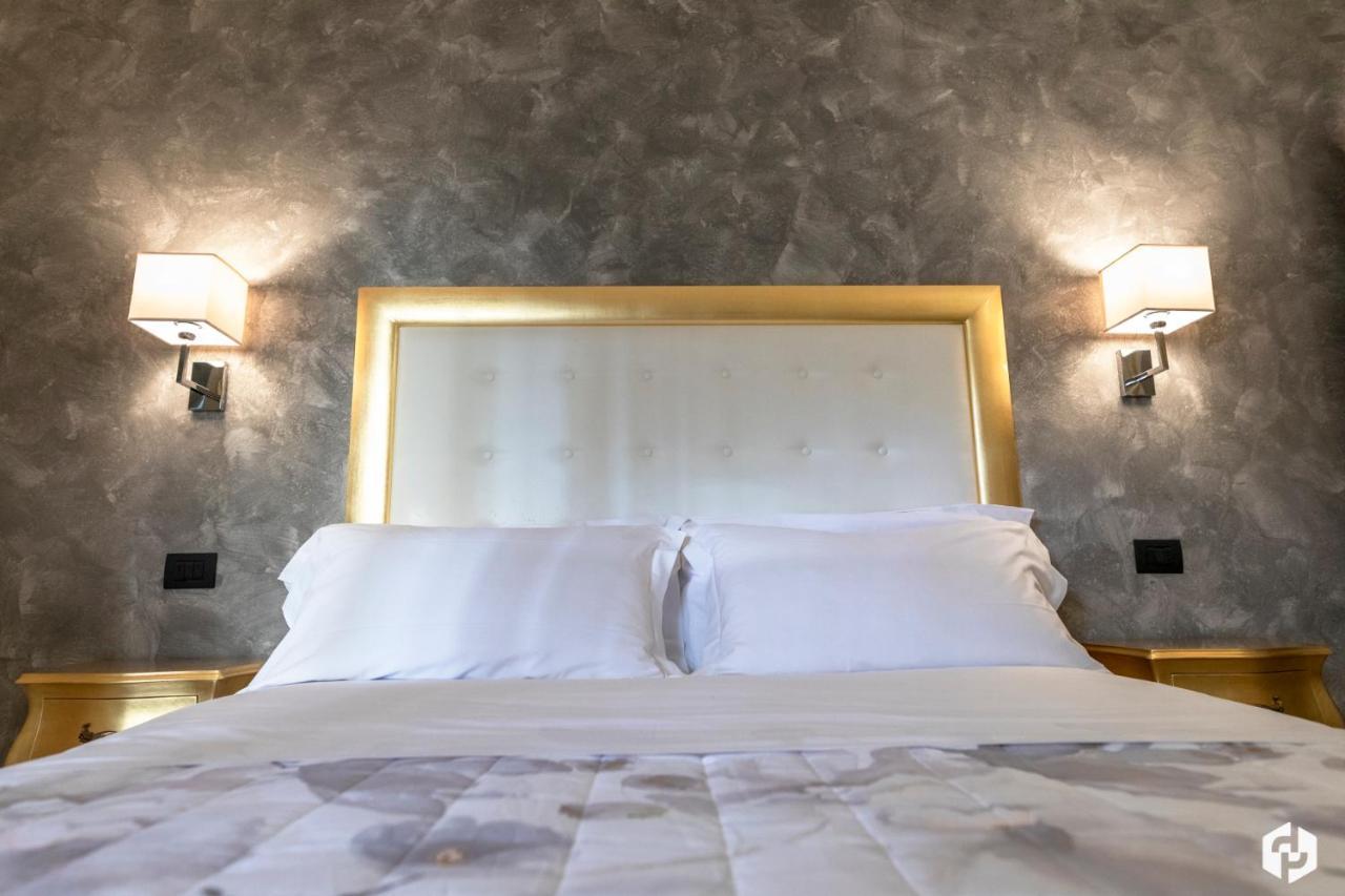 Daydreaming House Hotel เวโรนา ภายนอก รูปภาพ
